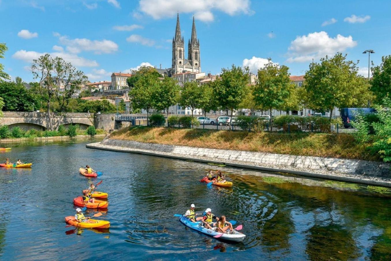 Dolce Vita En Centre Ville Niort Exterior foto